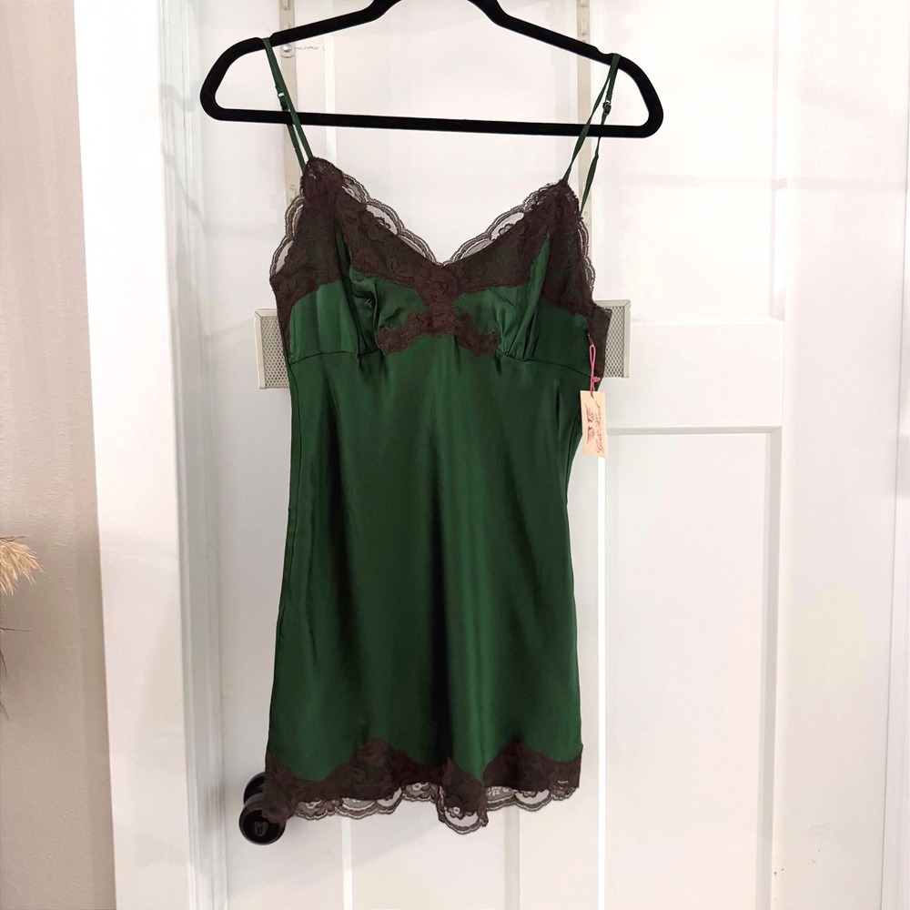 Gold Hawk Green 100% Silk Lace Trim Camisole Slip Tunic Top Small NWT Y2K Style